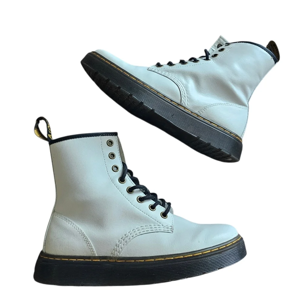 Dr. Martens Zavala White Leather 8 Eyelet Lace Up Combat Boots Womens Size 7 - Picture 5 of 7